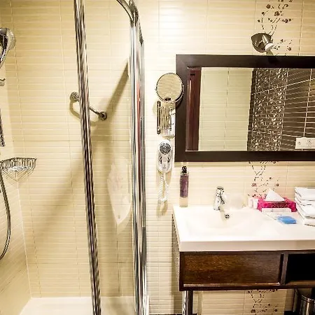 מלון Leda - Adults Only