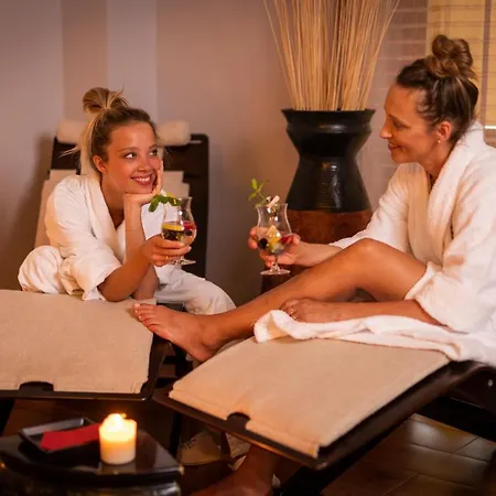 Leda - Adults Only 4*