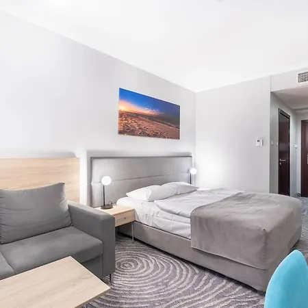 Leda - Adults Only 4*