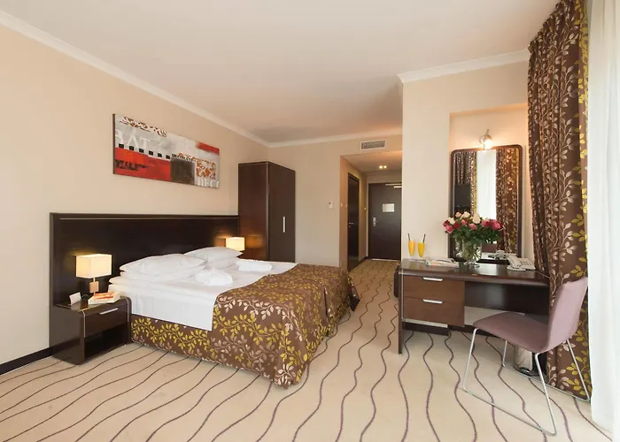 Hotell Leda - Adults Only 4*